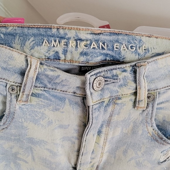 AMERICAN EAGLE OUTFITTERS Super Stretch Distressed Denim Jeans Size 6 - Picture 5 of 7